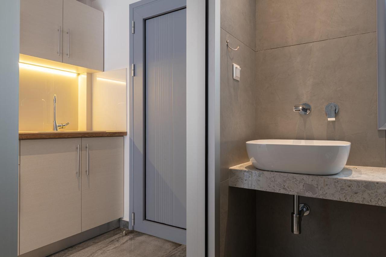 Notia Luxury Living Aparthotel Porto Koufo Exterior photo